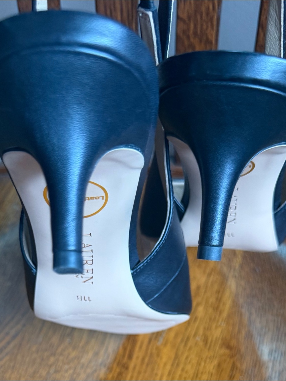 Lauren Ralph Lauren Black Pointed-Toe Leather Slingback Heels size 11 - Picture 5 of 8